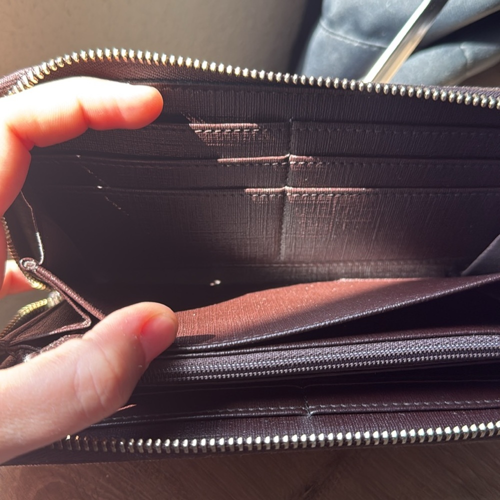 Gucci Brown Leather Wallet - Picture 7 of 11